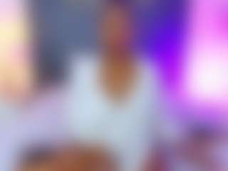 Live cam show with AlisonTravis - Public Ebony on Camsoda