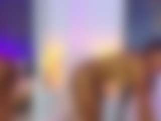 Live cam show with AlisonTravis - Public Big Tits on CSO-WL