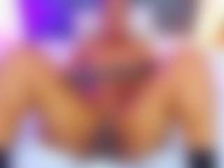 Live cam show with AlisonTravis - Cowgirl on Camsoda