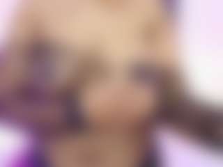 AlisonTravis's Live Sex Cam Show