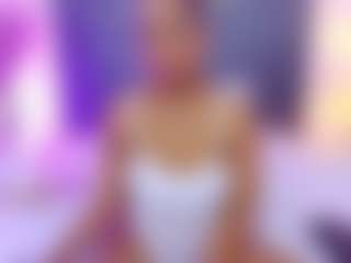 AlisonTravis's Live Sex Cam Show