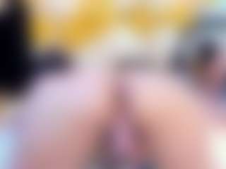 Live cam show with Tessacooper - Public Lovense on Dolls Live