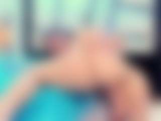Live cam show with Tessacooper - Dildo Brown Hair on Strip Flash - Live Sex Shows