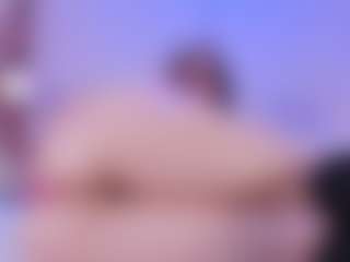 Live cam show with Tessacooper - Fingers on Mixed Magazine Live