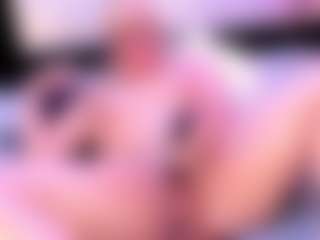 Live cam show with Tessacooper - Nipple Piercings on Cam Slut