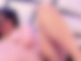 Live cam show with Tessacooper - Tease on Camsoda