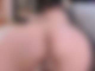 Live cam show with Tessacooper - Big Ass on CamwithHer