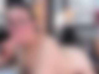 Live cam show with Tessacooper - Public Brown Hair on hornycams.live