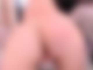 Live cam show with Tessacooper - Big Tits on Latina Girls