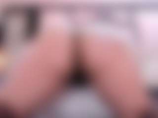 Live cam show with Tessacooper - Erotic Dance on CamwithHer