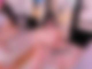 Live cam show with Tessacooper - Public Latina on WildCum