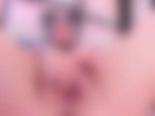 Live cam show with Tessacooper - Brown Eyes Brown Hair on Camsoda