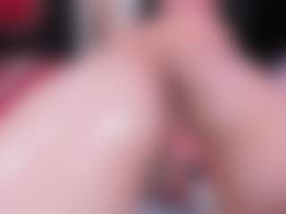 Live cam show with Tessacooper - Teen (18+) on Camsoda