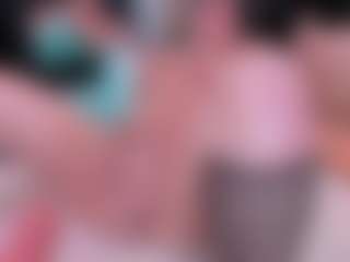 Live cam show with Tessacooper - Drinking on live18s.com