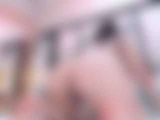 Live cam show with Tessacooper - Joi on chickslive.net
