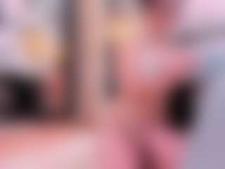 Live cam show with Tessacooper - Double Penetration on StripNow