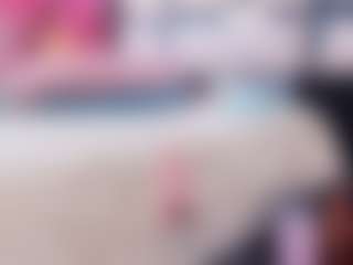 Live cam show with Tessacooper - Shaved Pussy Brown Hair on Camsoda