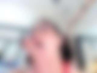 Live cam show with Tessacooper - Drinking on crypto-cams