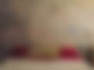 Live cam show with Valthea - New Spank on TeamSkeetLive