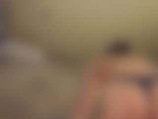 Live cam show with Valthea - Athletic Tease on CamwithHer