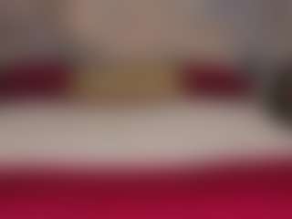 Live cam show with Valthea - Solo on madthumbs