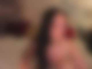 Live cam show with Valthea - Athletic on CamClone