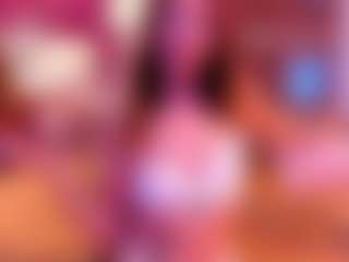Live cam show with Jessicasky - Nipple Piercings on Dolls Live