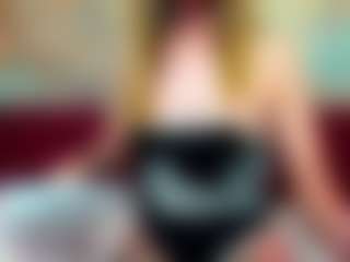 Live cam show with Jessicasky - Skinny MILF on Camsoda
