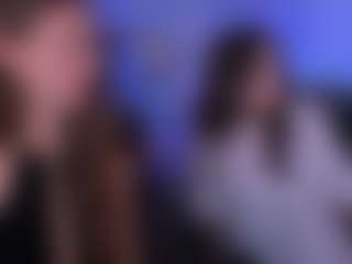 Live cam show with khloebeauty - Skinny on Hubzter Live