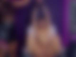 Live cam show with Veronicabdsm - Nipple Piercings on Camversity