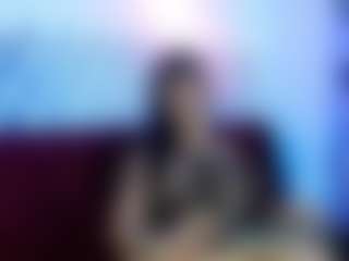 Live cam show with beautibellah - Teasing on realtime-chat