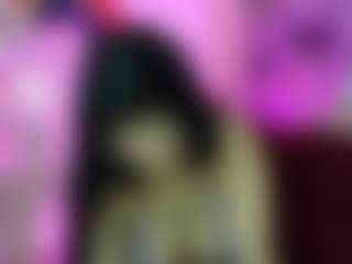 Live cam show with beautibellah - Smoking on TeamSkeetLive