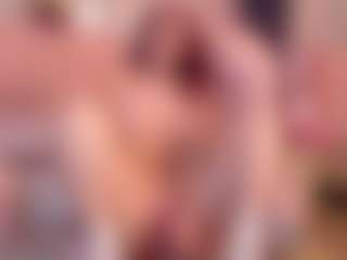 Live cam show with Red-kytty6 - Smoking on Camming Site
