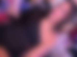 Live cam show with cassie-sweet - Average on Camsoda Late Night