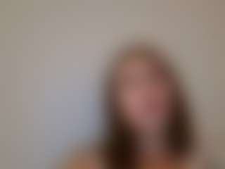 Live cam show with badgirltaylorxx - Brown Hair on CamSextacy
