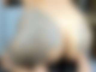 dakotastream MILF webcam performer live streaming