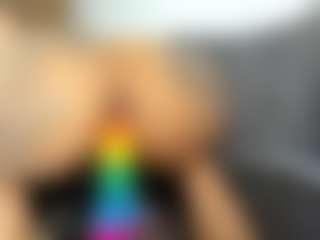 Live cam show with dakotastream - Blonde Hair on CamwithHer
