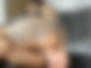 Live cam show with dakotastream - White MILF on CamSodaAdn