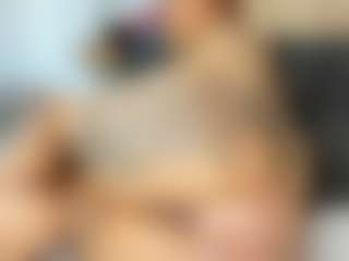 Live cam show with dakotastream - Blonde Hair on StripNow
