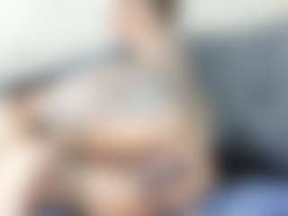 dakotastream MILF webcam performer live streaming