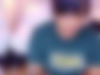 Hugeass-destroyer's Live Sex Cam Show
