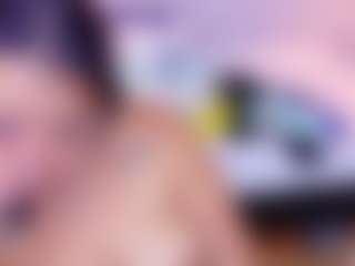 Hugeass-destroyer's Live Sex Cam Show