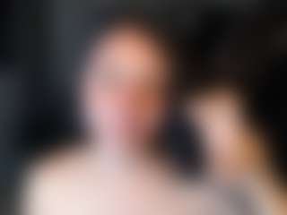 Live cam show with Kilye-Ch - Athletic Public on studioflirtlive.com
