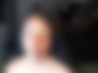 Live cam show with Kilye-Ch - Thin on intimatelivegirls.com