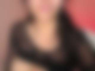 Candela34's Live Sex Cam Show