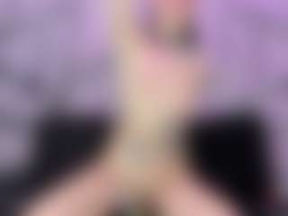 Live cam show with Gaby - BBW on AdultVida.com