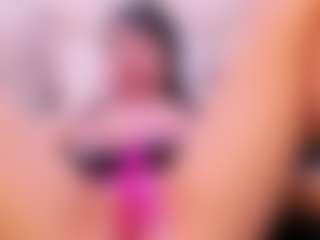 Live cam show with Gaby - Curvy Latina on https://playwithruby.com | colombia