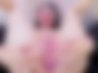 Live cam show with Gaby - Double Penetration on livesuperchat.net