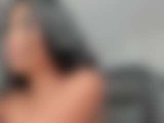 Live cam show with ivymoon1 - Suck on TeamSkeetLive