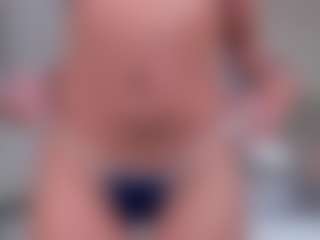 Live cam show with ivymoon1 - Oil on livesuperchat.net